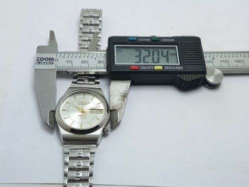 Vintage citizen automatic 8200a top